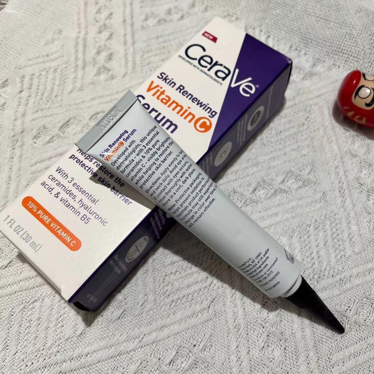 سيروم تفتيح البشرة للوجه مع 10٪ فيتامين C نقي ✨🍊